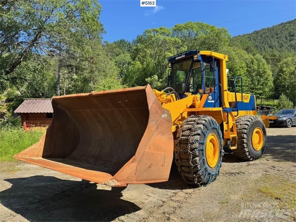Komatsu WA420-1 Chargeuse sur pneus