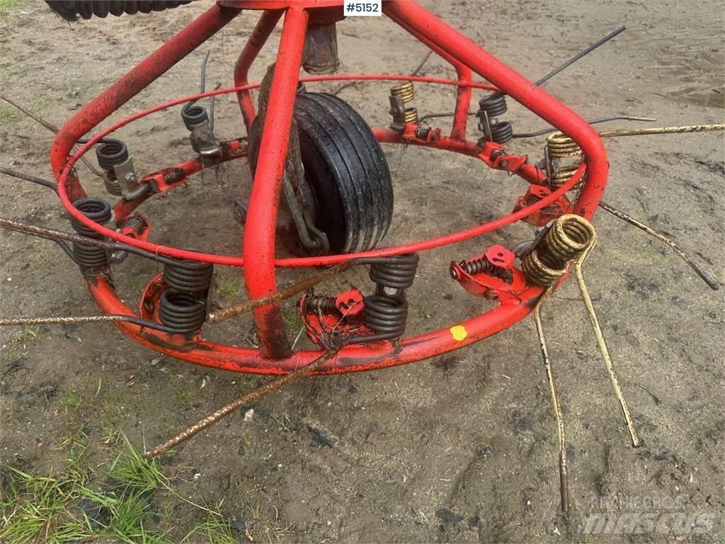 Kuhn Haybob 360 Autres matériels de récolte et d'arrachage