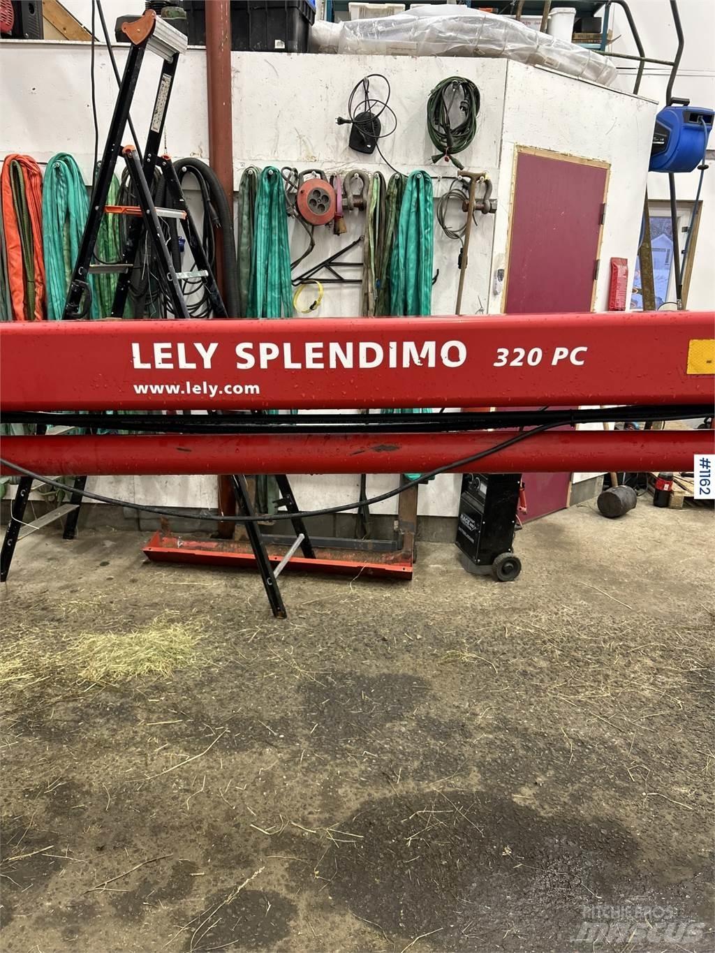 Lely 320 PC Autres matériels de récolte et d'arrachage