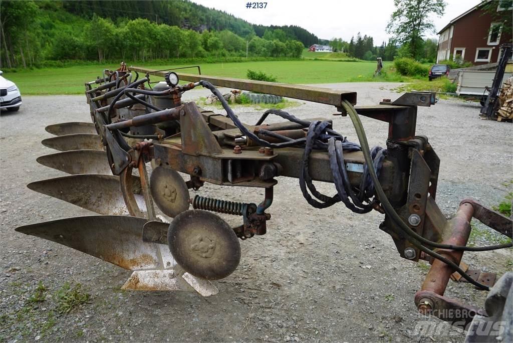 Överum C598L plog Autres outils de préparation du sol
