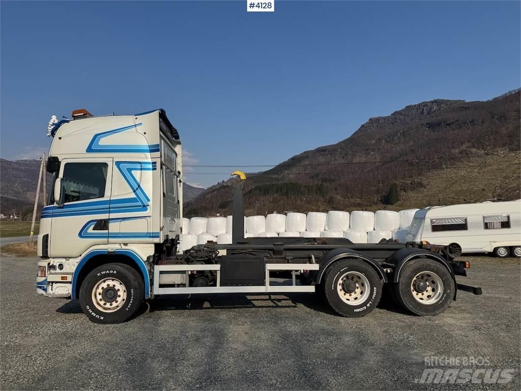 Scania 144G Camion Fourgon