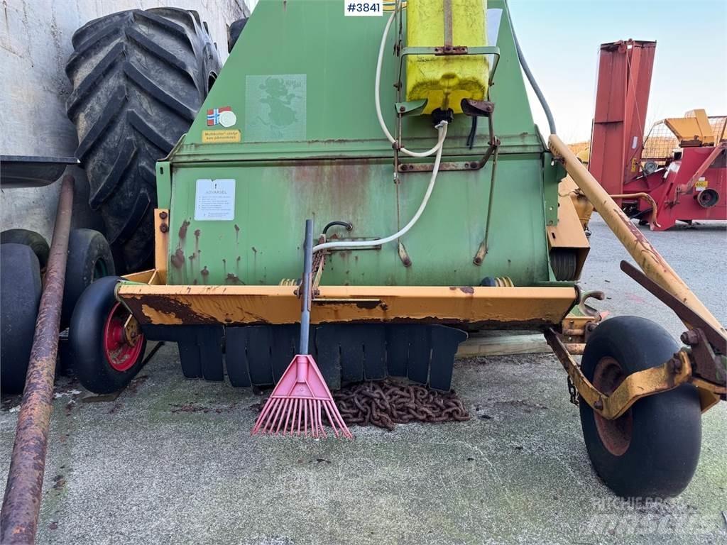  Serigstad FS134 Autres matériels de fenaison