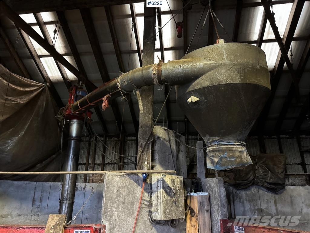 TKS Fylltømmer. Autres équipements pour tracteur