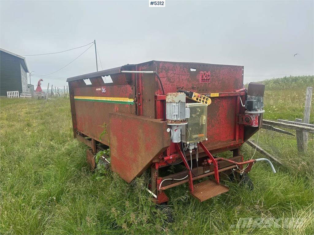 TKS R-150 Autres matériels de récolte et d'arrachage