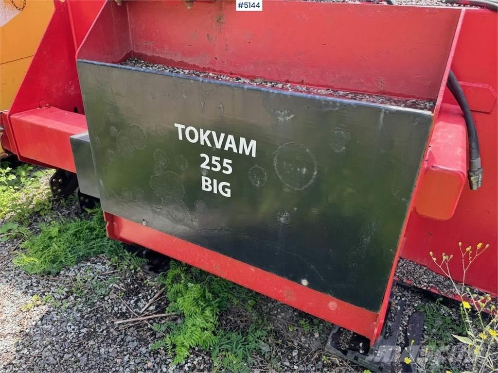 Tokvam 255 Chasse neige