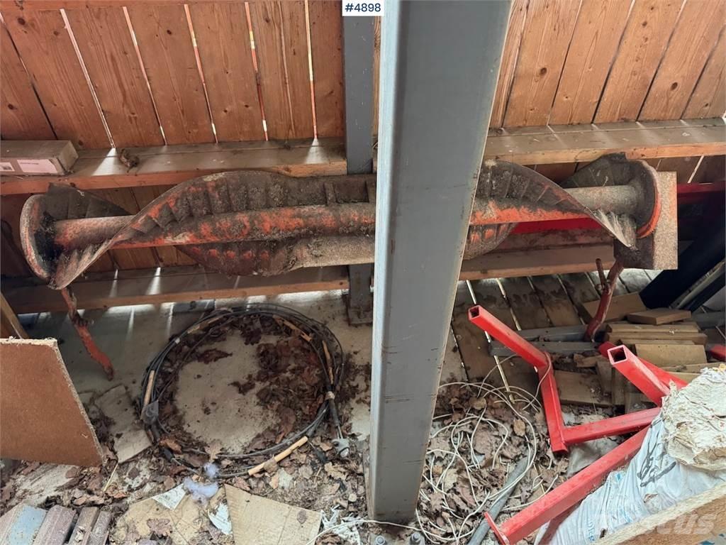 Underhaug 7011 Autres matériels de récolte et d'arrachage