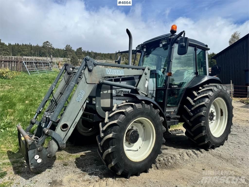 Valtra A85-4 Tracteur