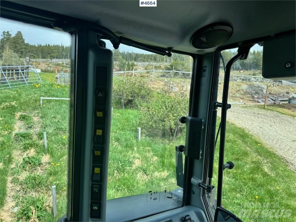 Valtra A85-4 Tracteur