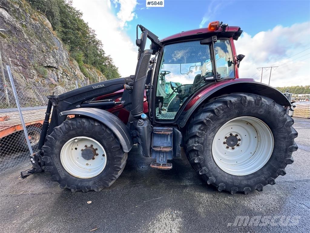Valtra N174 Tracteur