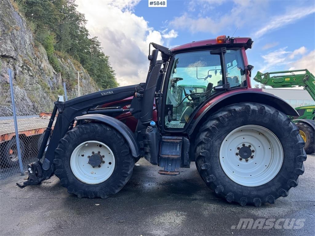 Valtra N174 Tracteur