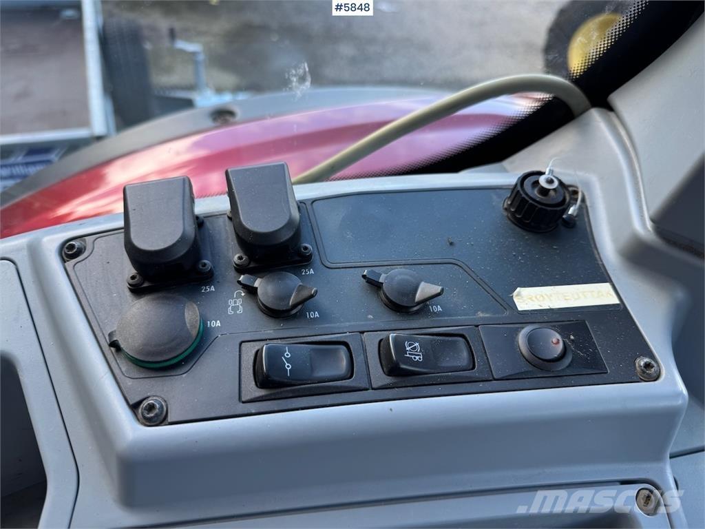 Valtra N174 Tracteur