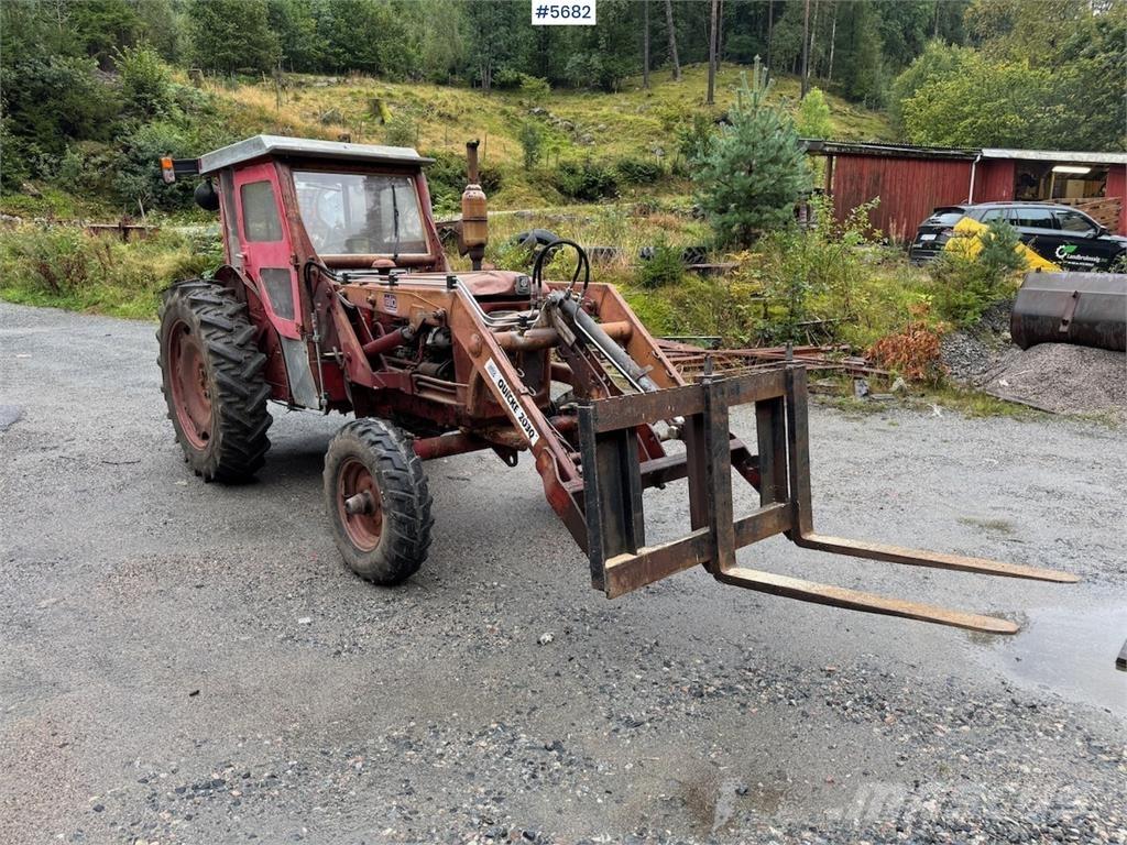 Volvo 400 Buster Tracteur