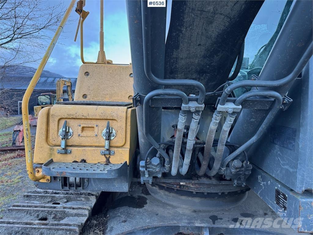 Volvo EC 210 CL Pelle sur chenilles