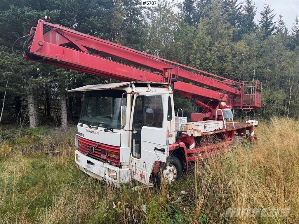 Volvo FL614 Camion nacelle