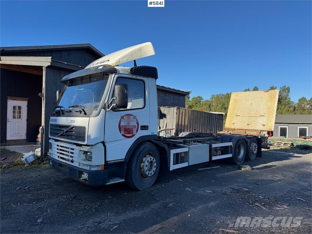 Volvo FM 6x2. Autre camion