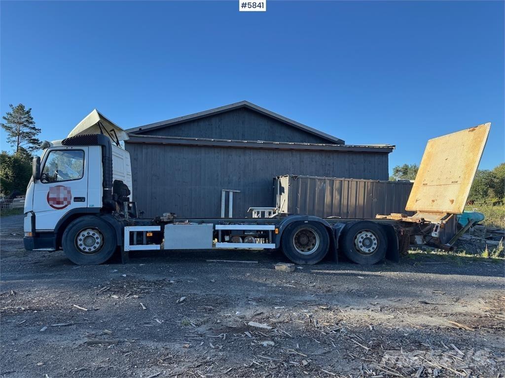 Volvo FM 6x2. Autre camion