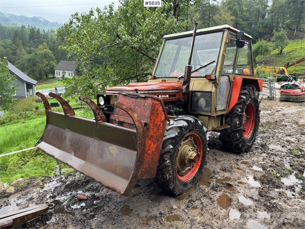 Zetor 5945 Tracteur