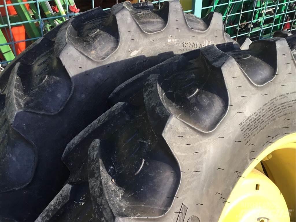  280/85R20 - 340/85R28 Pneus, roues et jantes