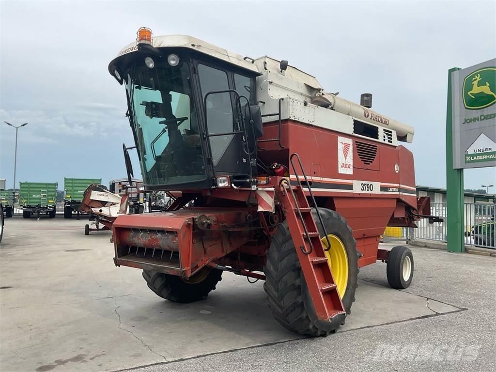  3790 Moissonneuse batteuse