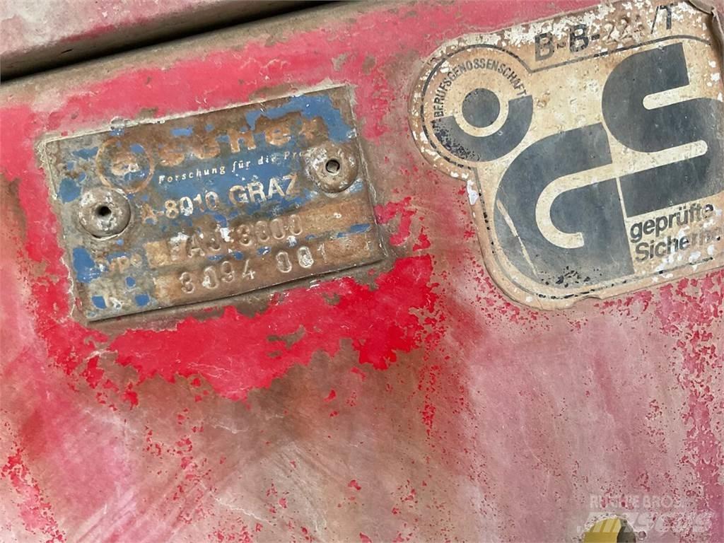  Ascher FAJ 3000 Pulvérisateurs traînés