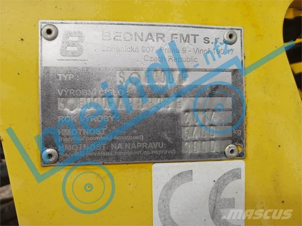 Bednar Swifter Déchaumeur, cultivateur
