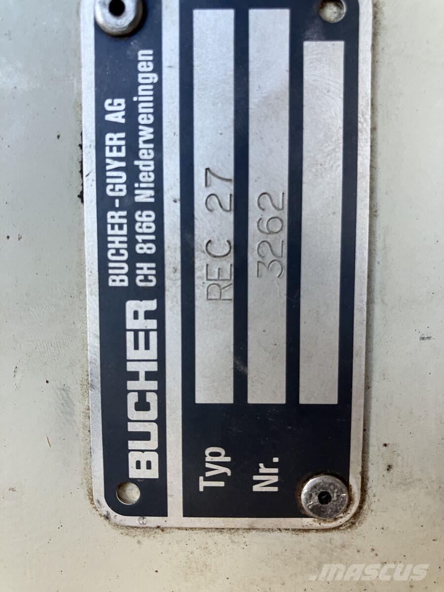 Bucher Record 24 Tondeuses montées