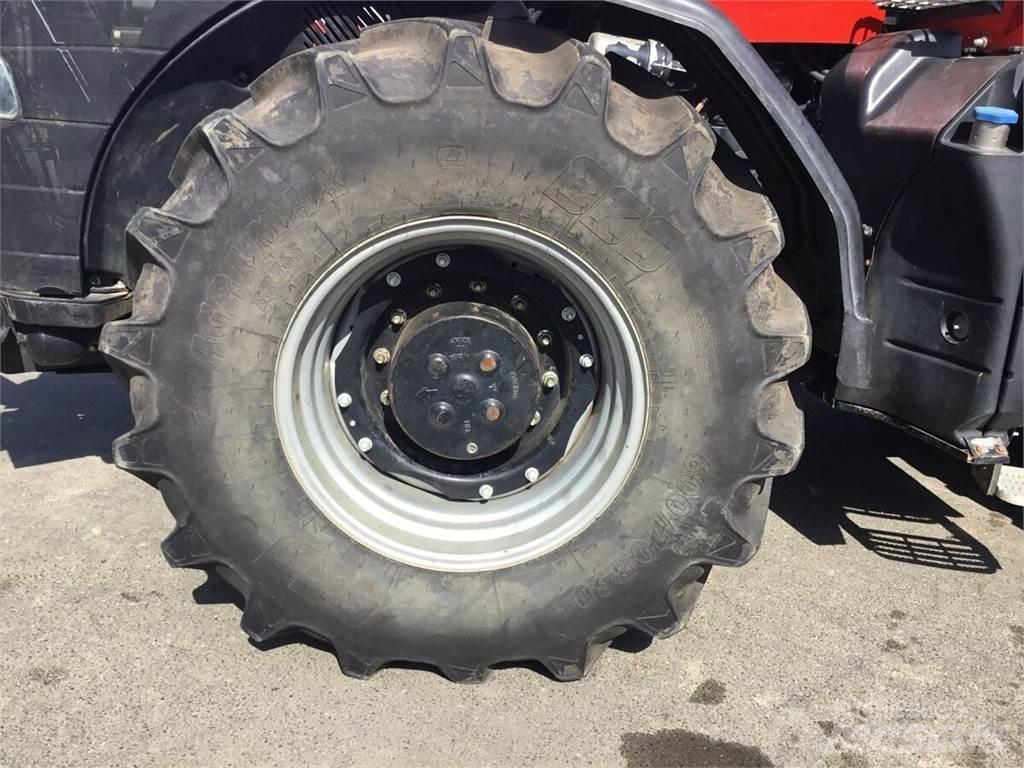 Case IH Magnum 235 Tracteur