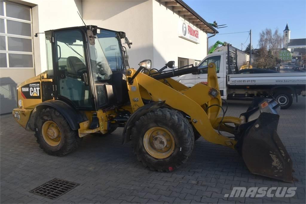 CAT 906M Chargeuse sur pneus
