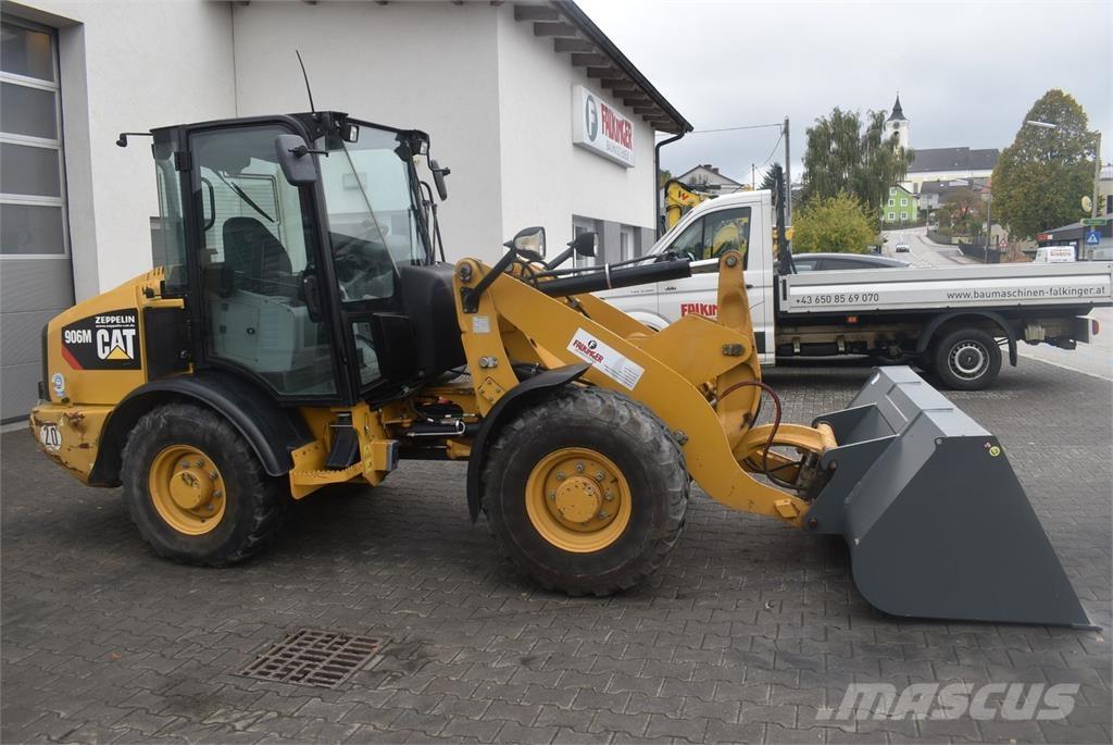 CAT 906M Chargeuse sur pneus
