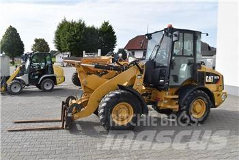 CAT 907M Chargeuse sur pneus