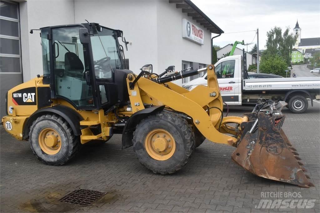 CAT 907M Chargeuse sur pneus