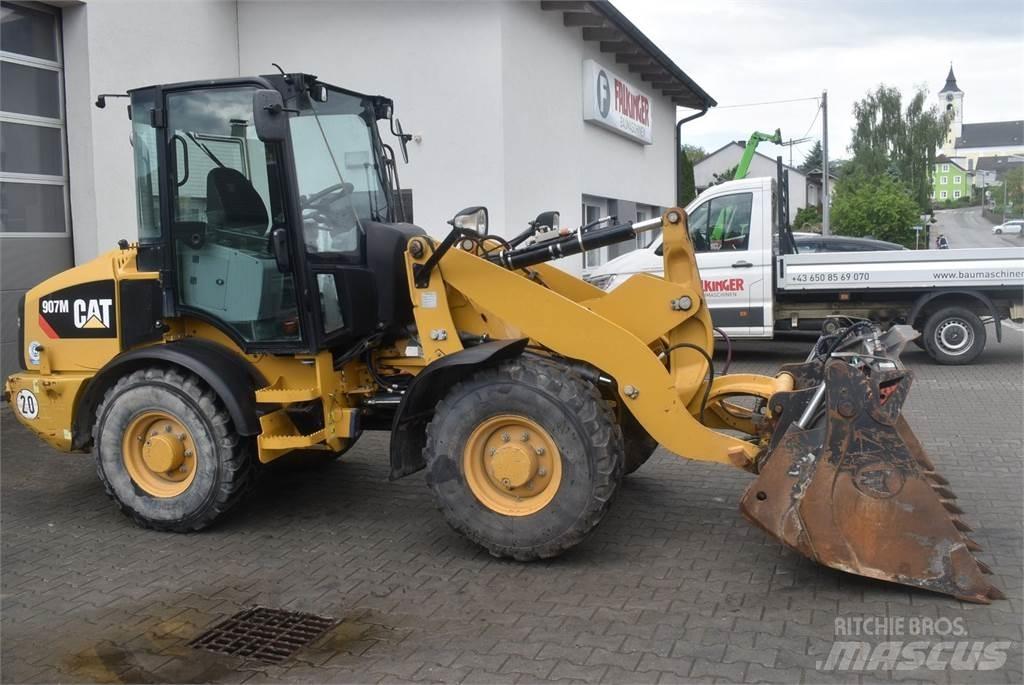 CAT 907M Chargeuse sur pneus
