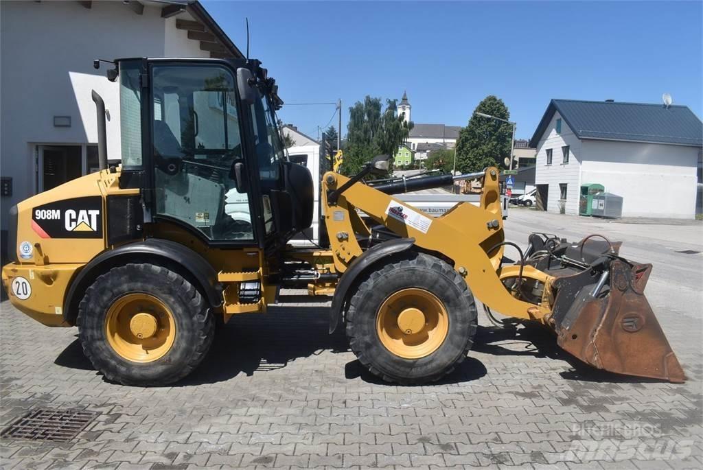 CAT 908M Chargeuse sur pneus