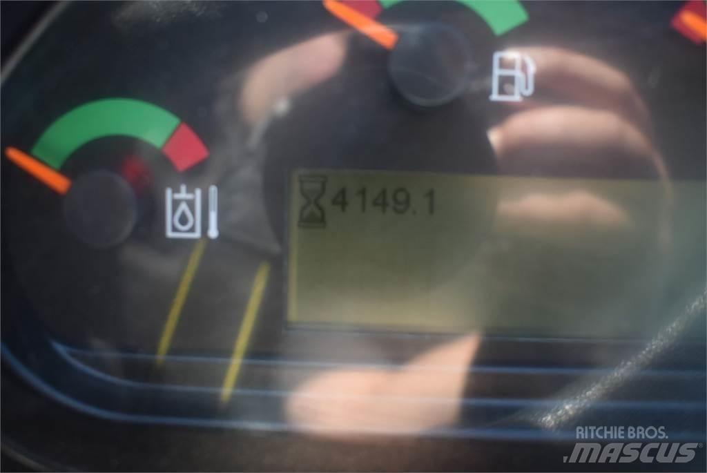 CAT 908M Chargeuse sur pneus