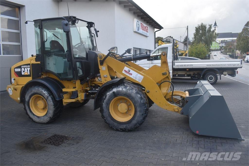 CAT 908M Chargeuse sur pneus