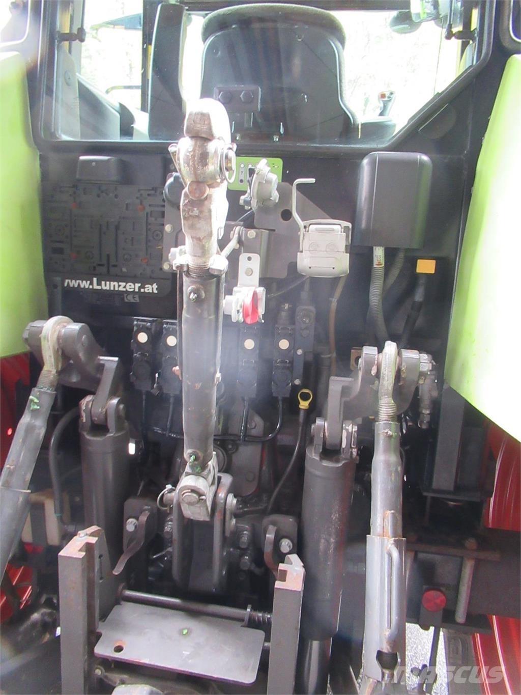 CLAAS Arion 410 Tracteur