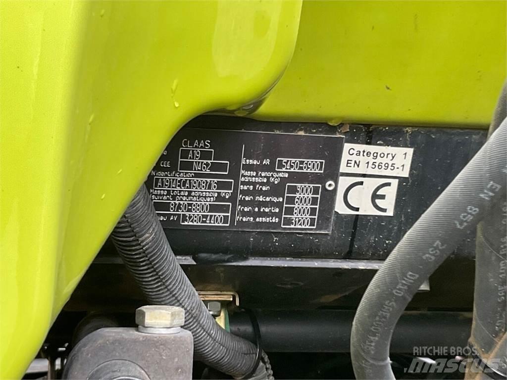 CLAAS Arion 620 Tracteur