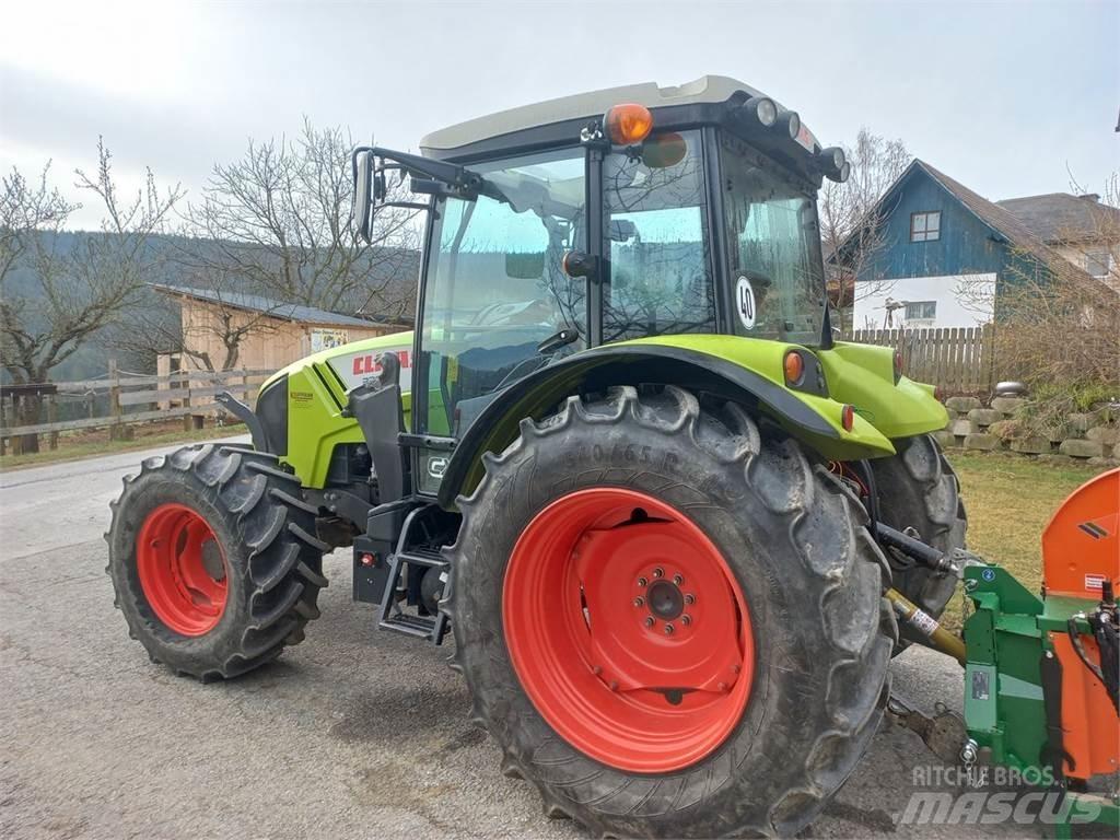 CLAAS Axos 330 CX Tracteur