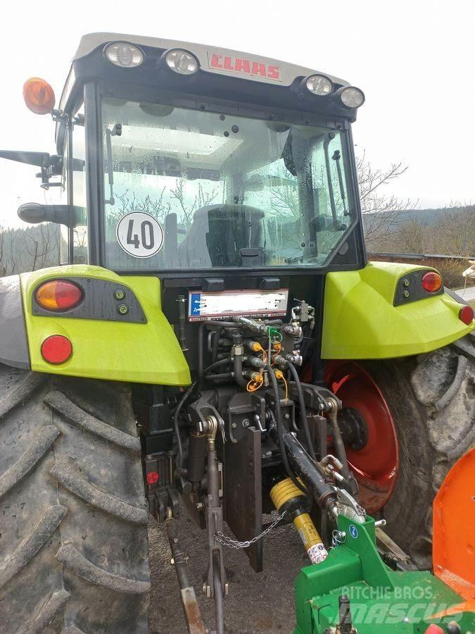CLAAS Axos 330 CX Tracteur