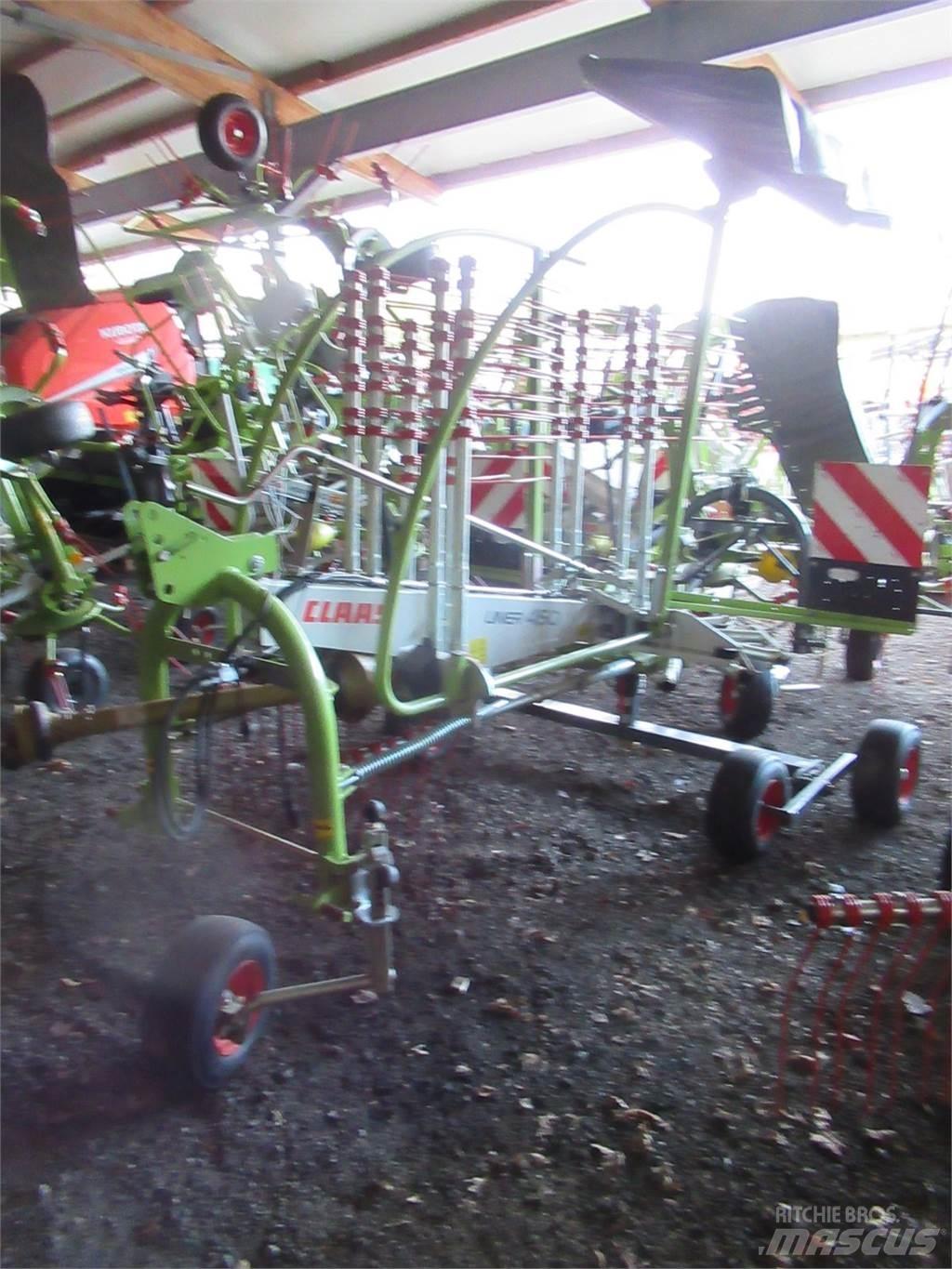 CLAAS Liner 450 Faucheuse andaineuse automotrice