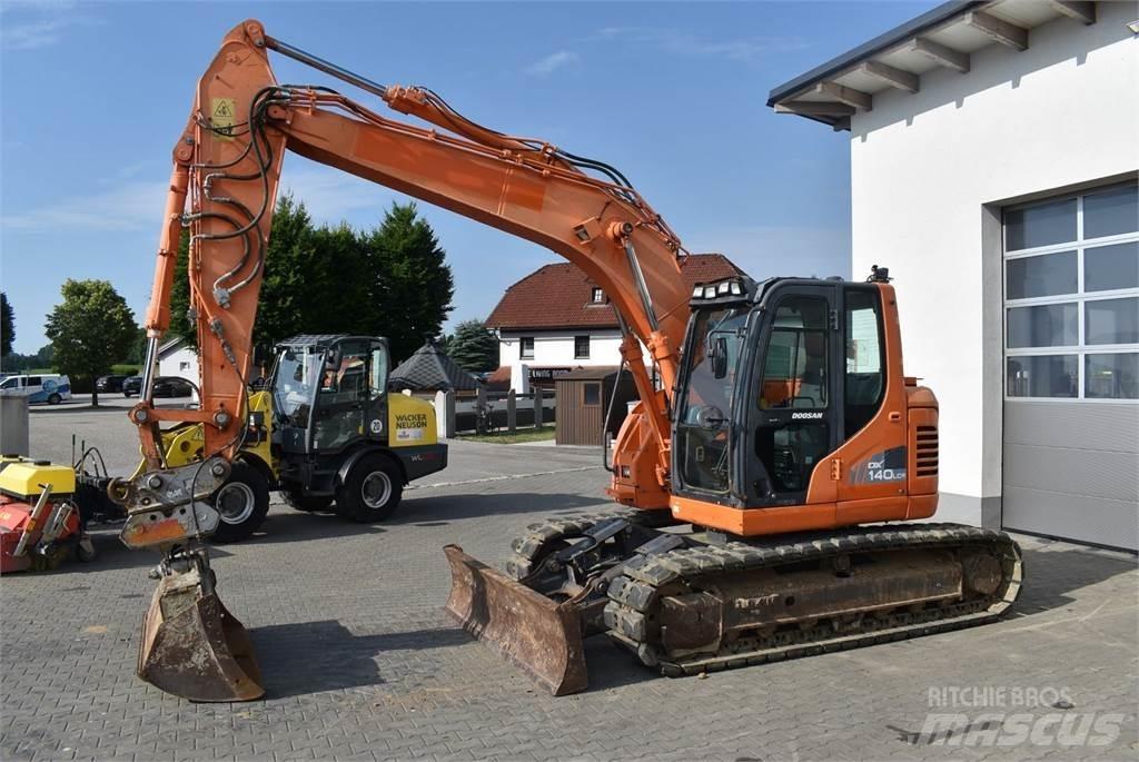 Doosan DX140LCR-3 Mini pelle < 7t