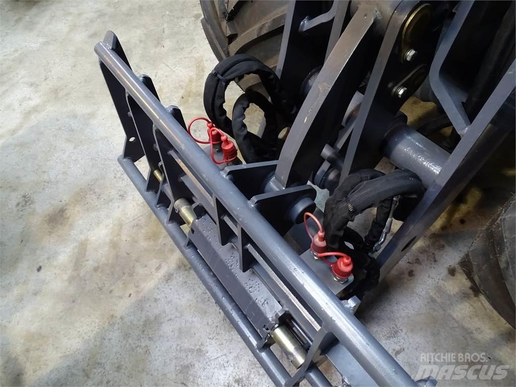 Eurotrac W 13 Chargeur frontal, fourche