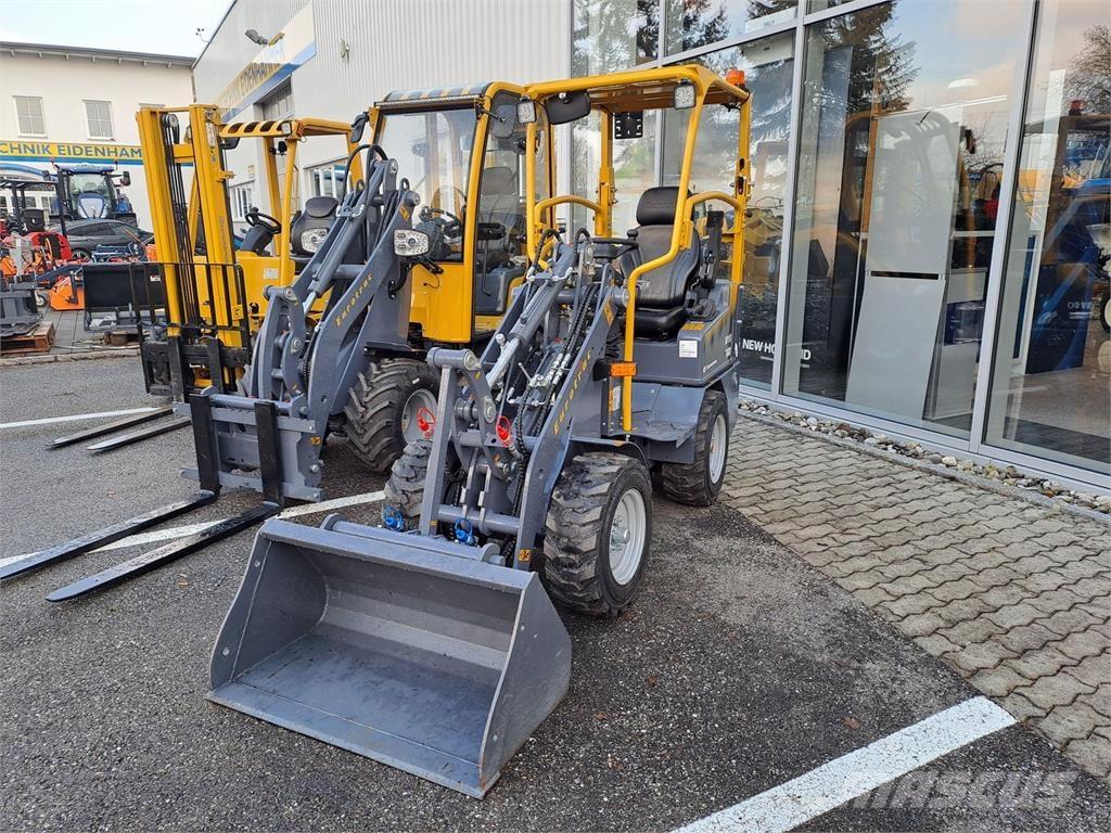 Eurotrac W10 Chargeur frontal, fourche