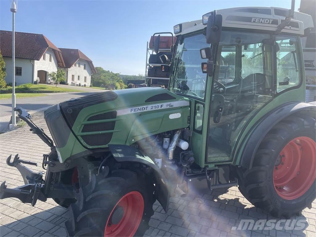 Fendt 210 F Profi Tracteur