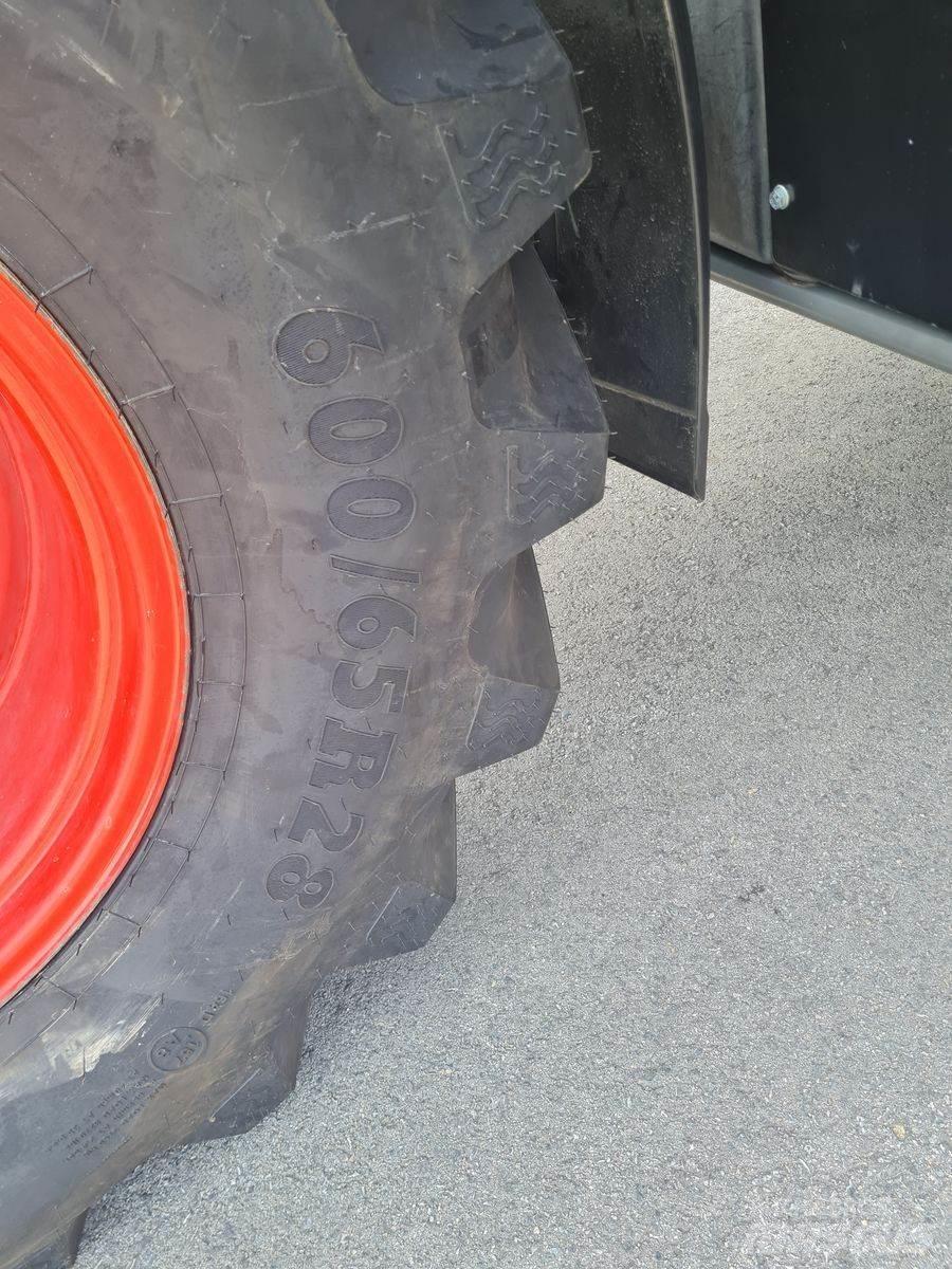 Fendt 718 Vario Tracteur