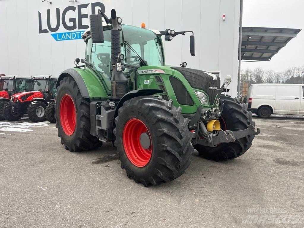 Fendt 718 Vario Tracteur