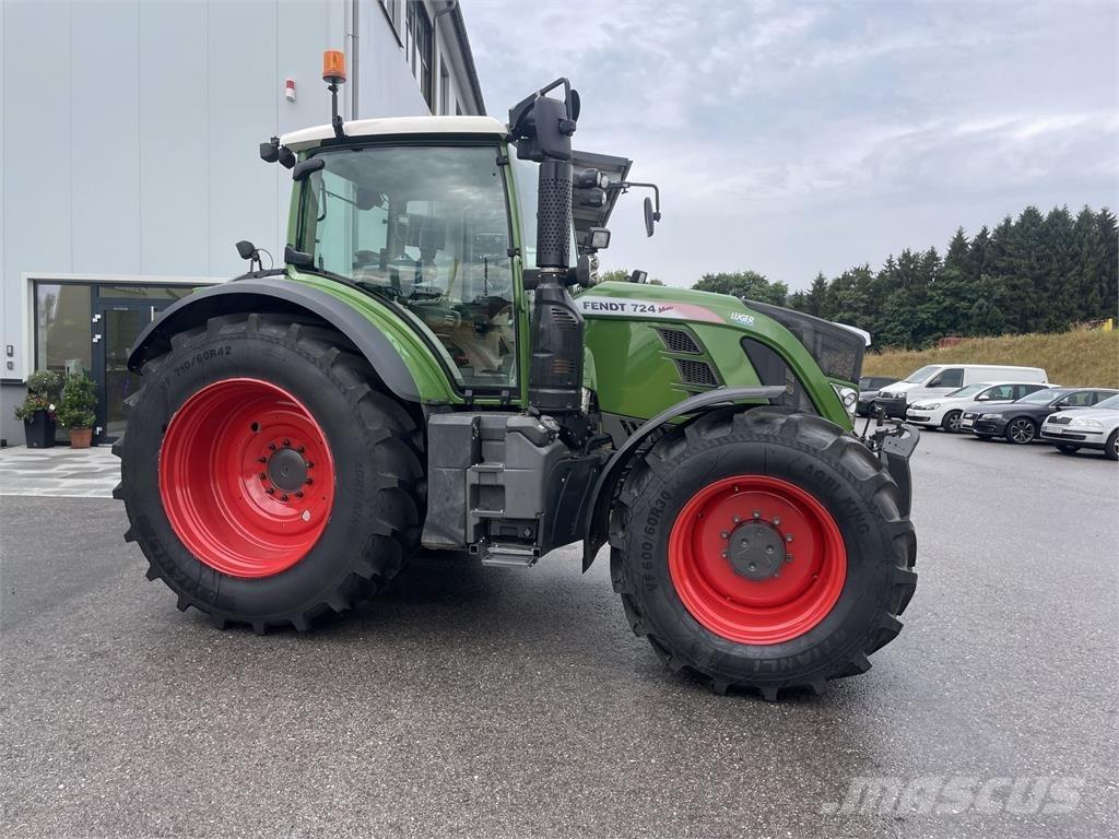Fendt 724 Vario Tracteur