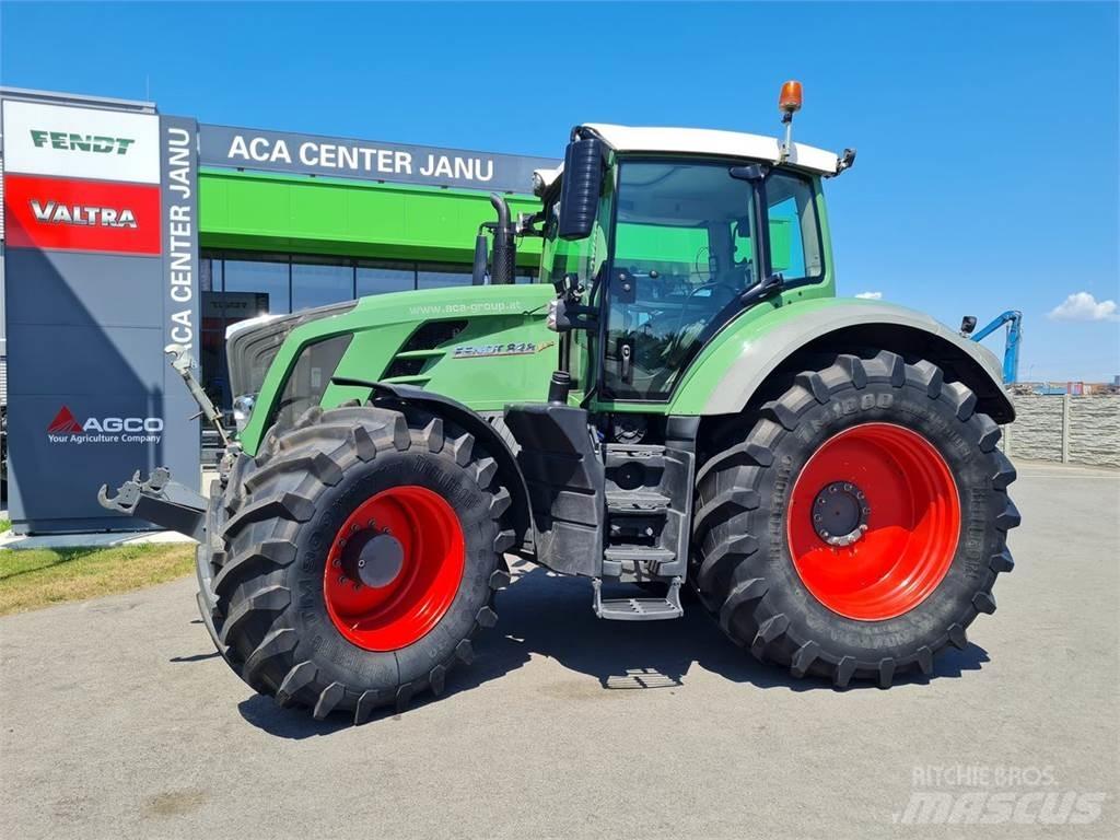 Fendt 828 Vario Tracteur