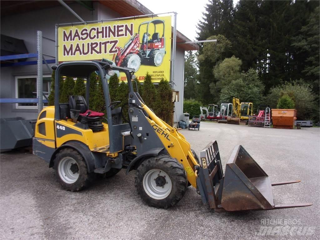 Gehl AL 440 Chargeur frontal, fourche