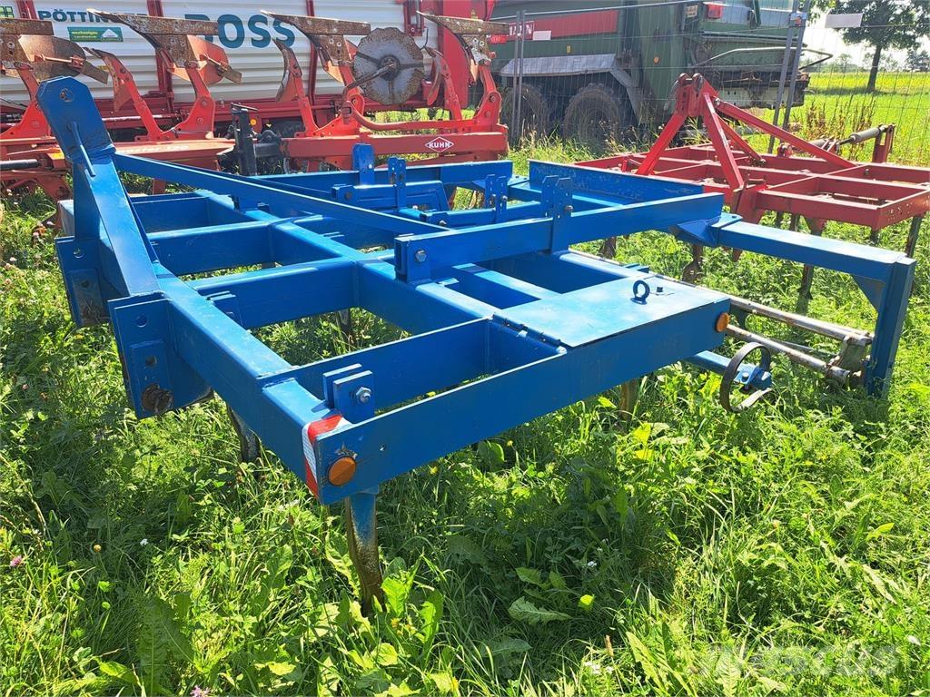 Gruber 270 Déchaumeur, cultivateur